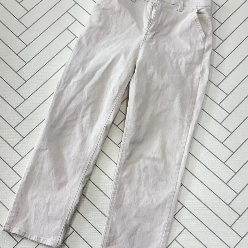 [SOLD OUT] 여자m 스판좋은 오트밀 봄 귀여운 바지