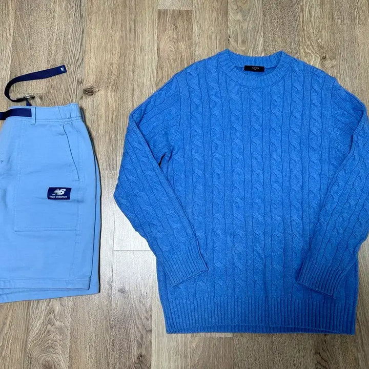 [SOLD OUT] 탑텐 케이블 니트 스웨터(100) + 뉴발란스 반바지(M) 세트