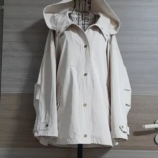[SOLD OUT] 더엣지 봄후드 점퍼