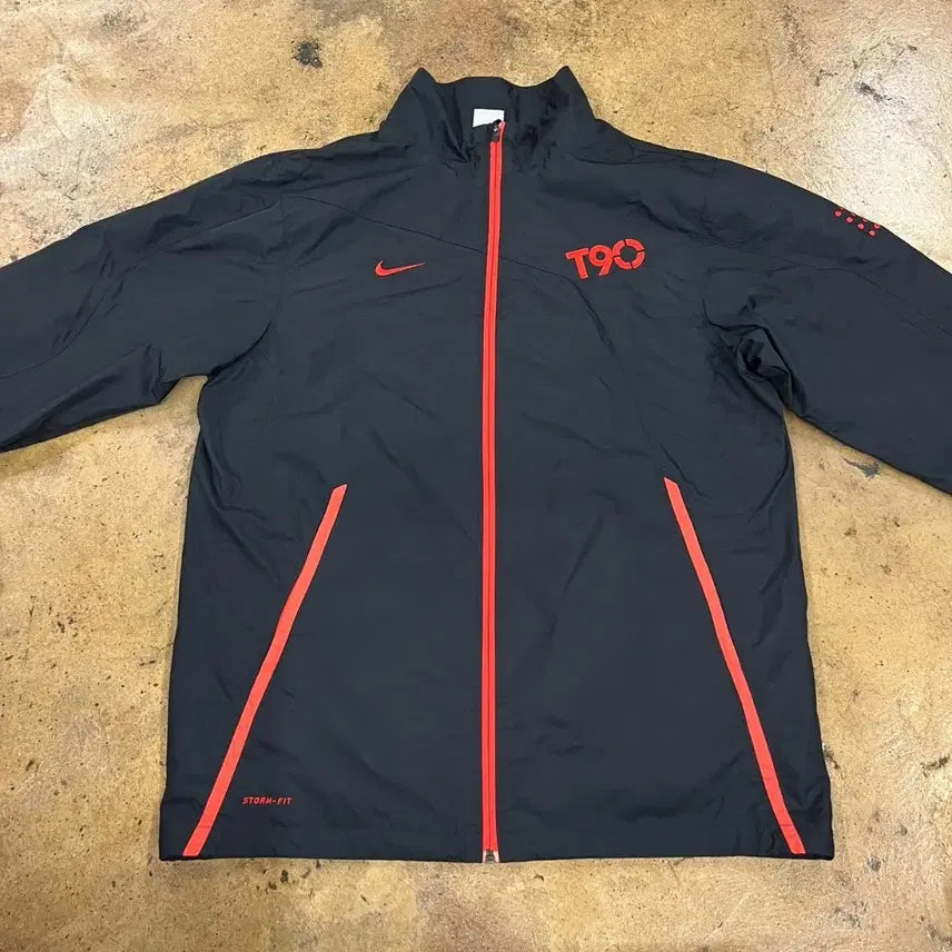 [SOLD OUT] [정품/XL] 나이키 T90 스톰핏 블랙 바람막이 자켓