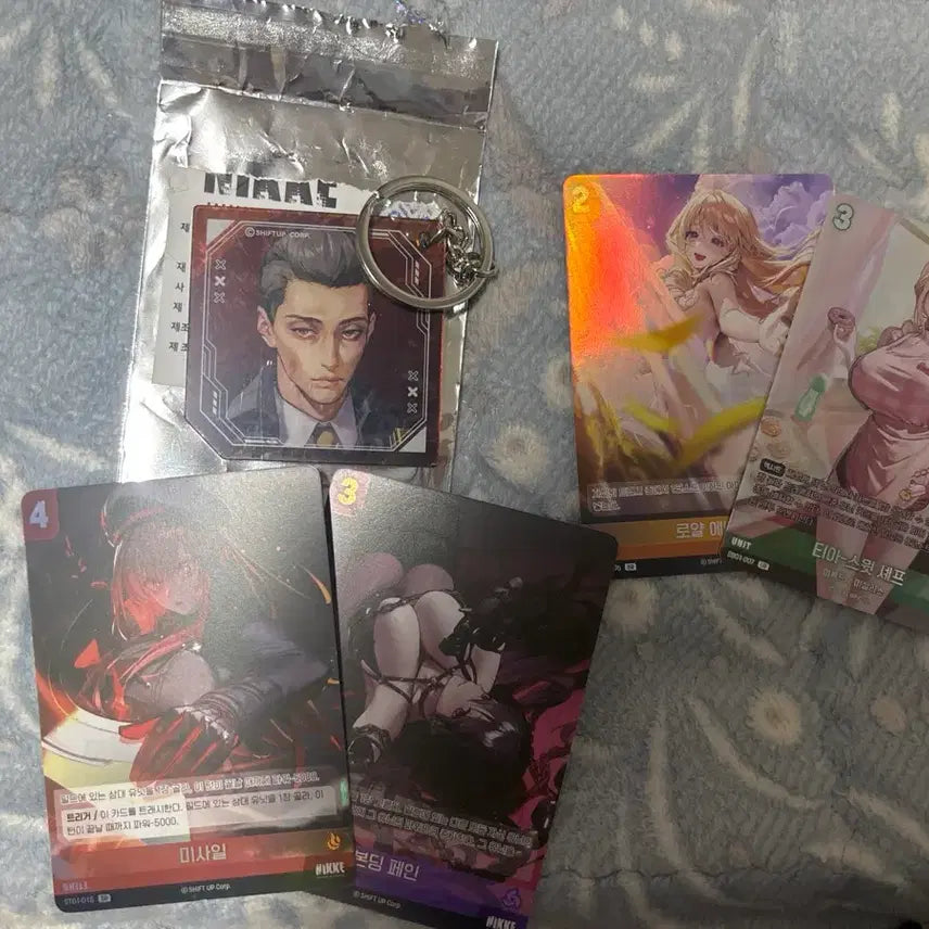 [SOLD OUT] 니케 오스왈드 키링 +카드 일괄