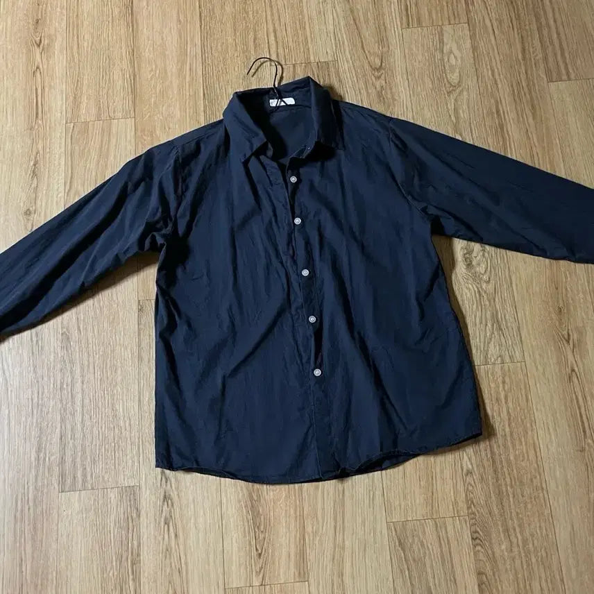 [SOLD OUT] 네이비남방셔츠
