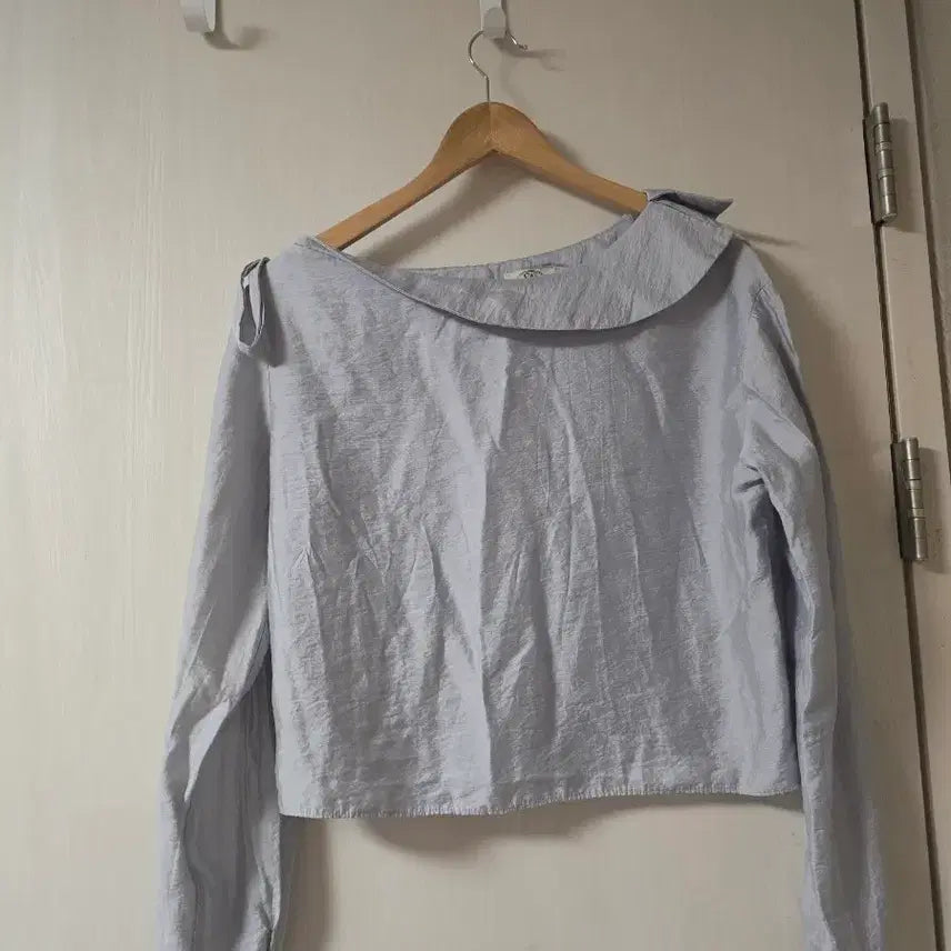 [SOLD OUT] 인기 오프숄더 언발 페미닌 블라우스 44-66size
