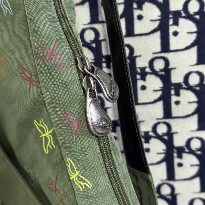 [BUNJANG] AmeriBag Dragonfly Pattern Sling Bag / 아메리백 잠자리 패턴 슬링백 올리브 그린