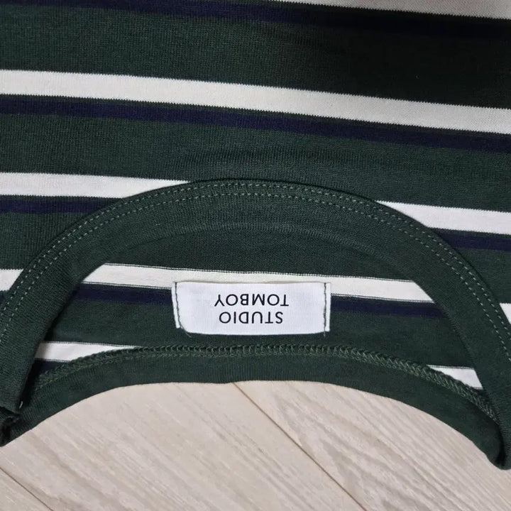 [SOLD OUT] 스튜디오 톰보이 줄무늬 반팔 티셔츠
