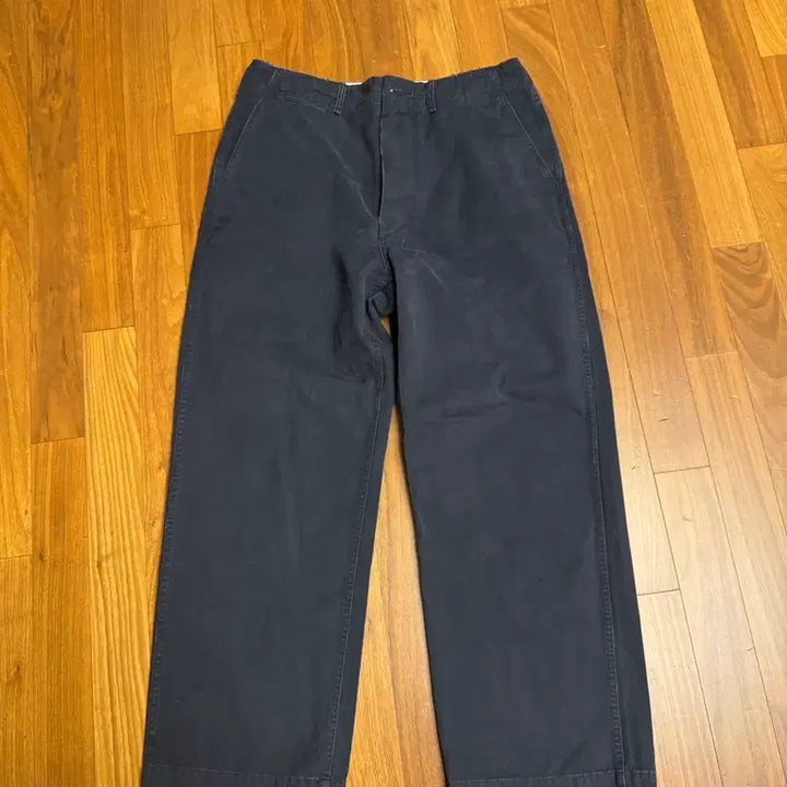 [SOLD OUT] 카키스 빈티지 치노 팬츠 네이비