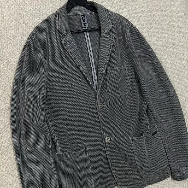 [SOLD OUT] (M) Bark 바크 블레이저 자켓