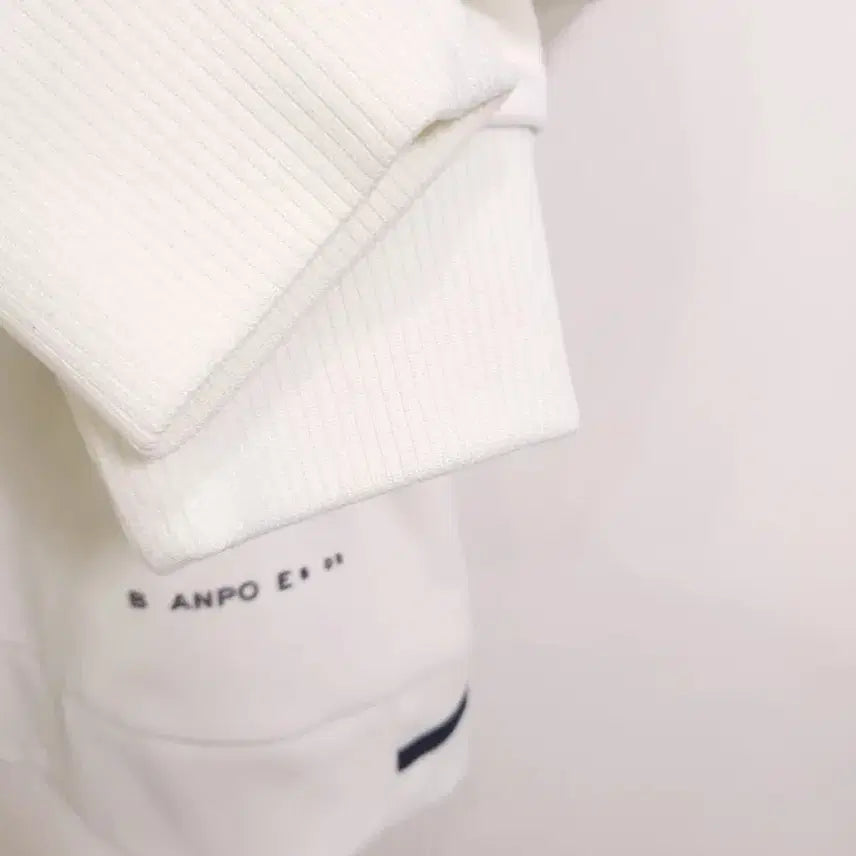 [BUNJANG] Beanpole Sports White Sweatshirt / 빈폴스포츠 흰색 맨투맨