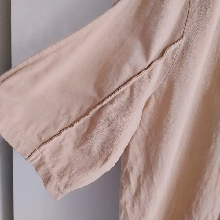 [BUNJANG] Beige V-Neck Short Sleeve Blouse / 베이지 브이넥 반팔