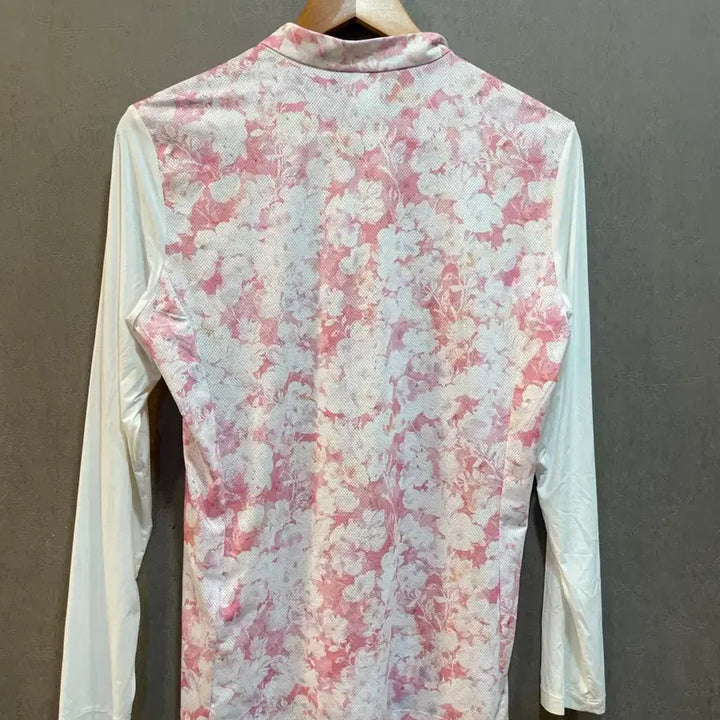 [SOLD OUT] 아이더 여성 매쉬 플라워 패턴 긴팔 티셔츠 L (100)