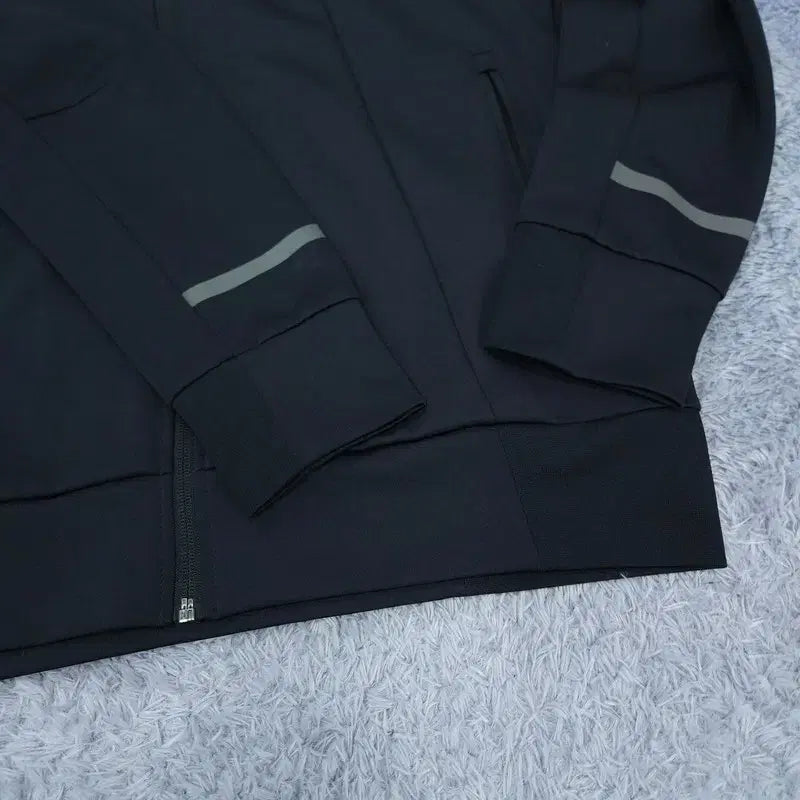 [BUNJANG] Adidas Zip-Up Jacket (Size L) / L 아디다스 집업 자켓 | A