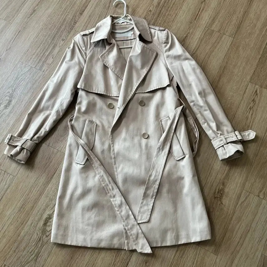 [SOLD OUT] 리스트트렌치코트