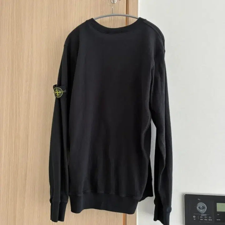 [SOLD OUT] 스톤아일랜드 블랙 맨투맨