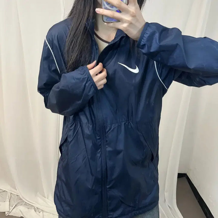 [SOLD OUT] 나이키 네이비 바람막이