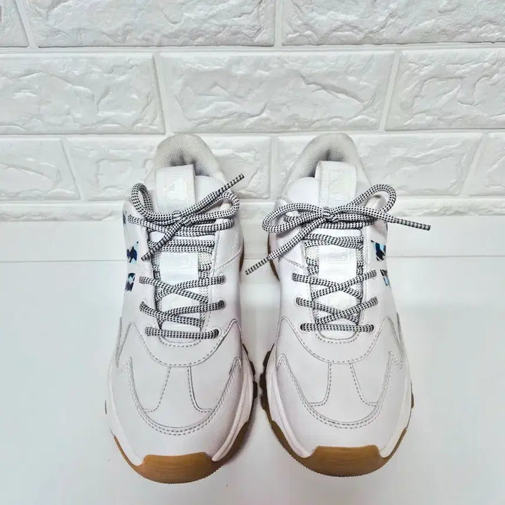 [BUNJANG] MLB New York Yankees Chunky Sneakers / MLB 뉴욕양키스 빅볼 청키 스니커즈 운동화 240mm