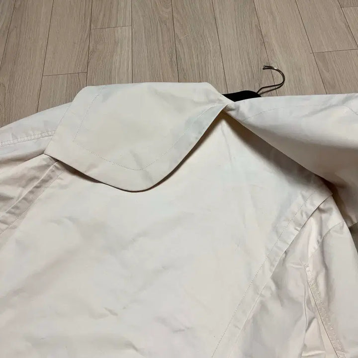 [BUNJANG] Lucky Chouette Han So Hee Sailor Collar Half Trench Jacket / 22년 럭키슈에뜨 한소희 세일러 카라 하프 트렌치자켓 바스락떡볶이코트점퍼