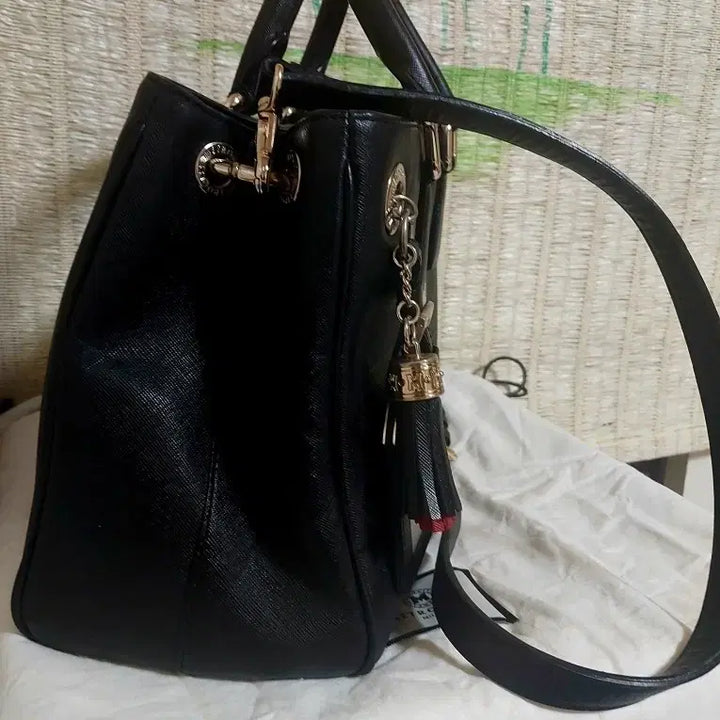 [BUNJANG] Metrocity Red Chain Shoulder Bag with Charm / 메트로시티 레드 체인 숄더백 +참장식