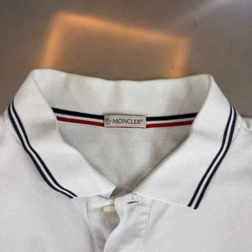 [SOLD OUT] 몽클레어 와펜 패치 카라티셔츠