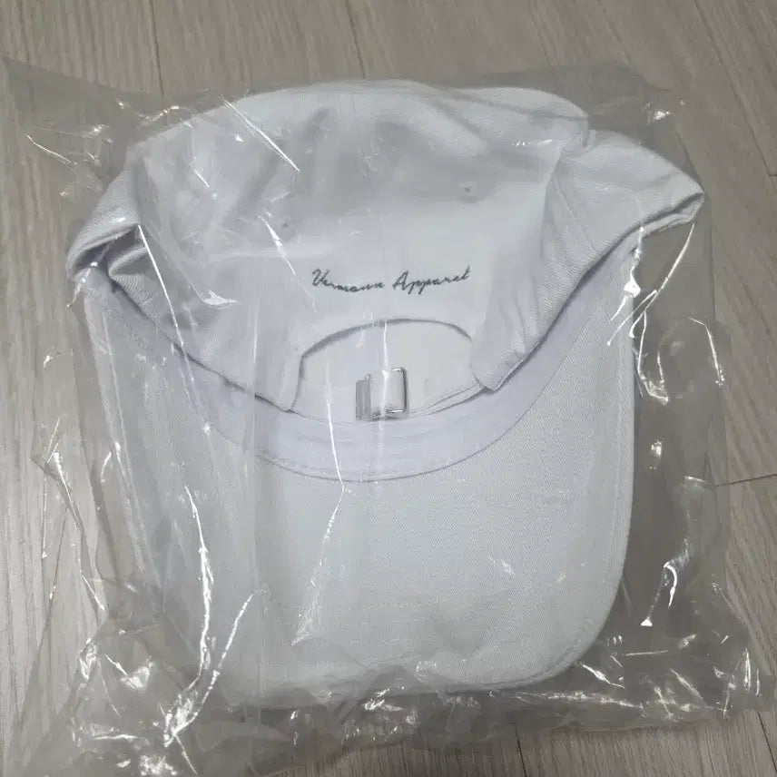 [SOLD OUT] 새상품) VERMANN 레터링 볼캡 화이트 모자