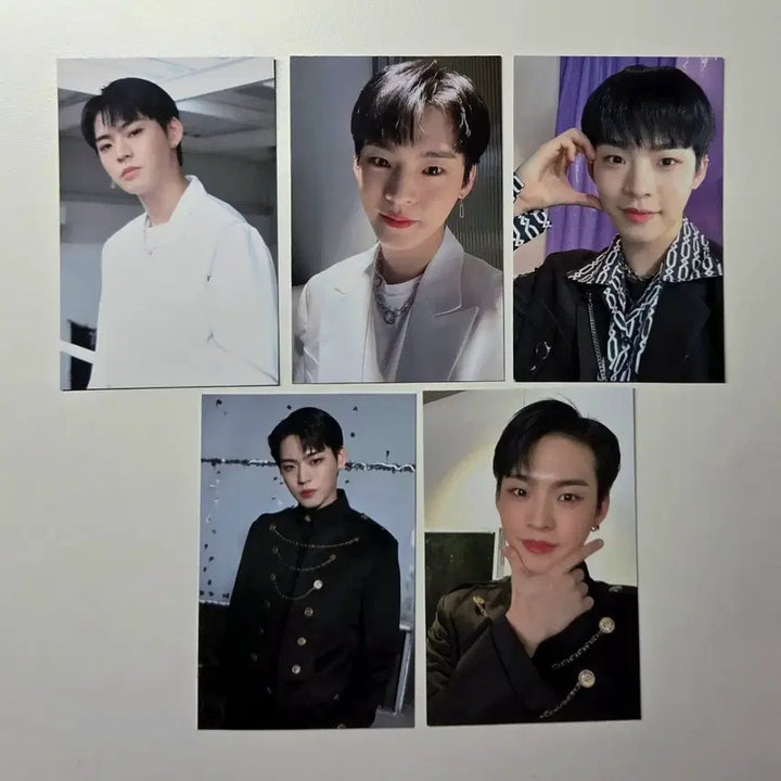 [SOLD OUT] 온앤오프 효진 리버스콘 트레카 일괄