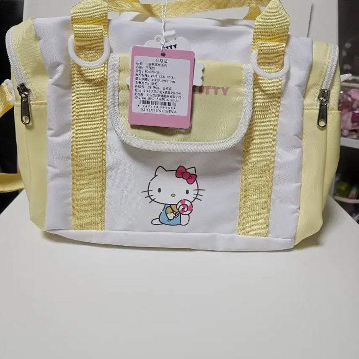 [SOLD OUT] 헬로키티 화이트 옐로우 보스턴백 토트백 숄더백(새상품)