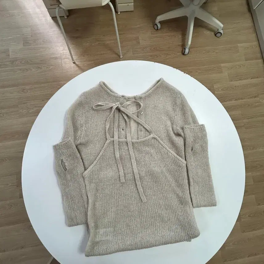 [SOLD OUT] 강민경 로우타이드 알파카 핸드워머 셋업