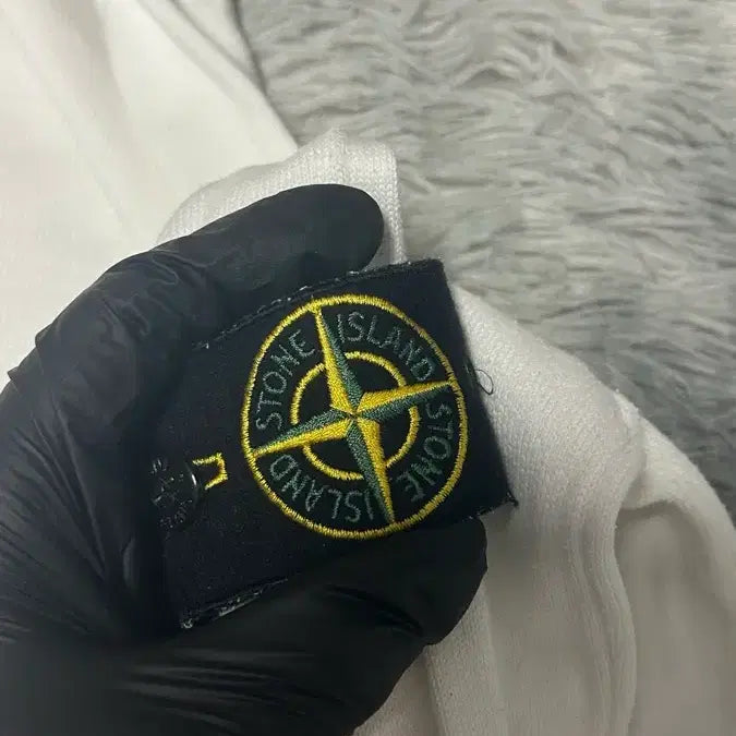 [SOLD OUT] [XL size] 스톤아일랜드 크루넥 니트 화이트