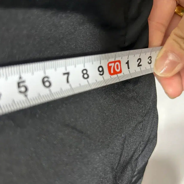 [SOLD OUT] 나이키 블랙 바람막이 후드 집업 올드스쿨 105