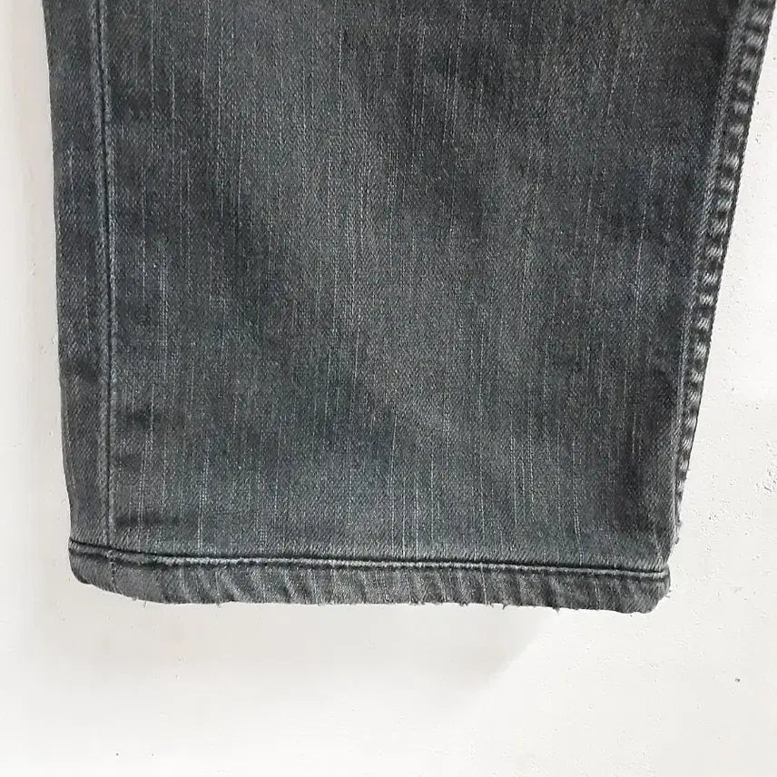[SOLD OUT] 리바이스 511 슬림핏 블랙 데님 팬츠 W36 L34