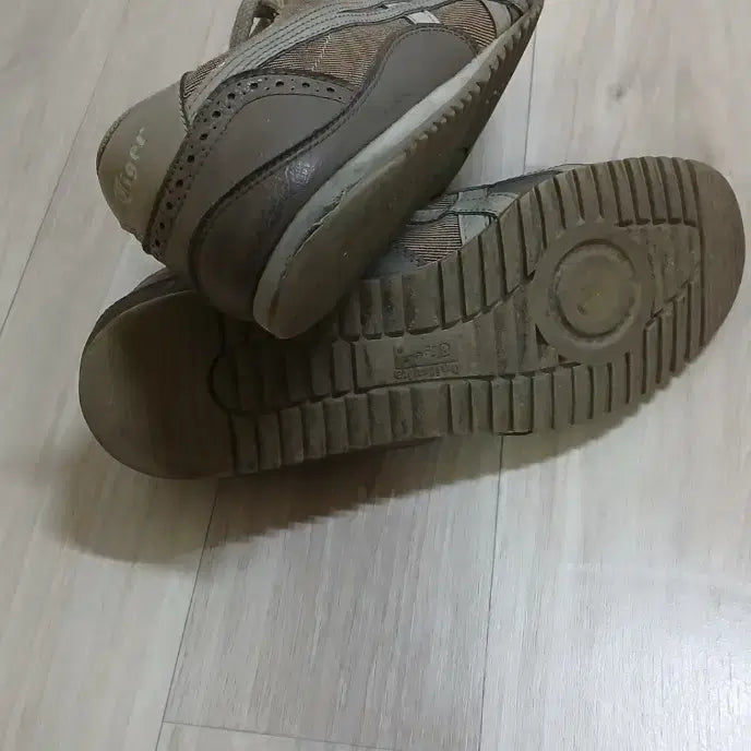 [BUNJANG] 남성신발 오니츠카 타이거 운동화 / 남성신발 오니츠카 타이거 운동화
