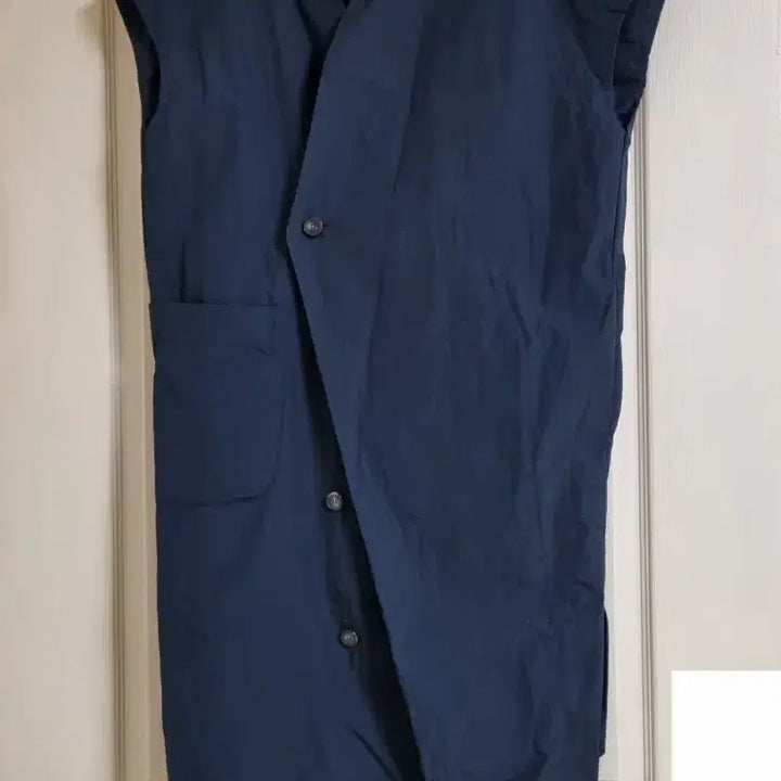 [SOLD OUT] 네이비 루즈핏 언발 롱 베스트