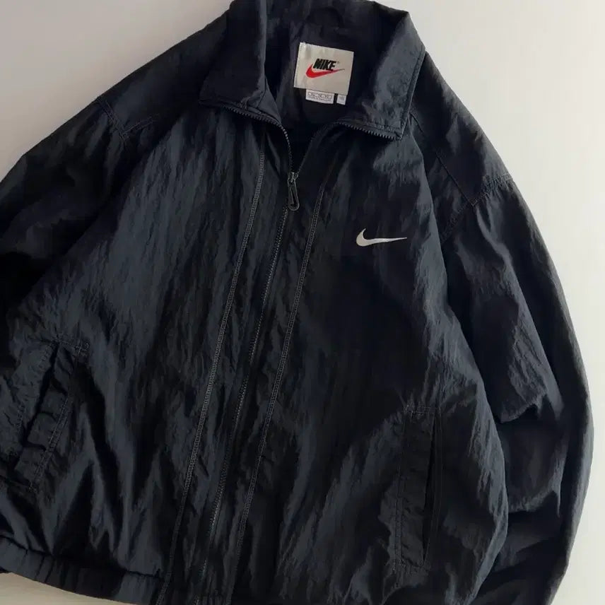 [SOLD OUT] 나이키 00s 바람막이 자켓 105