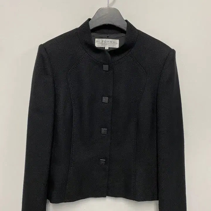 [BUNJANG] 빈티지 HI FORMAL by GIVENCHY 로고 버튼 울자켓 / 빈티지 HI FORMAL by GIVENCHY 로고 버튼 울자켓