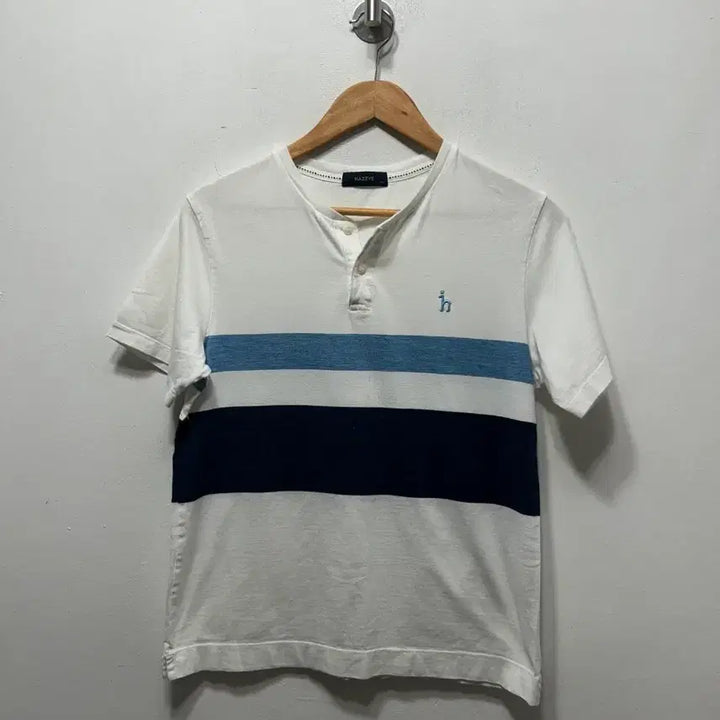 [BUNJANG] Hazzys White Stripe T-shirt M / 헤지스 화이트 스트라이프 반팔 티셔츠 M