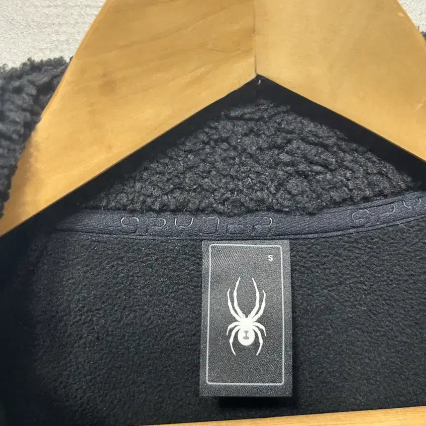 [BUNJANG] Spider Black Fleece Pullover S / 스파이더 블랙 뽀글이 플리스 풀오버 S