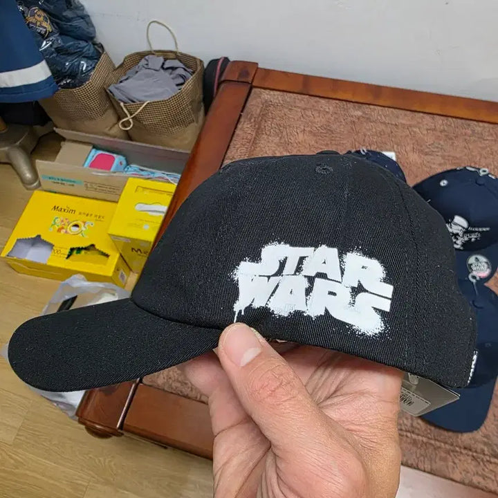 [BUNJANG] Star Wars Ball Cap Bundle Set / [새제품] 스타워즈 볼캡 모자 4종 일괄
