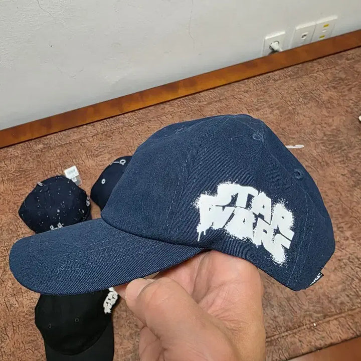 [BUNJANG] Star Wars Ball Cap Bundle Set / [새제품] 스타워즈 볼캡 모자 4종 일괄