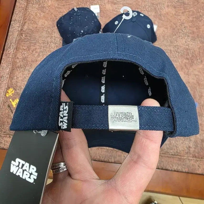 [BUNJANG] Star Wars Ball Cap Bundle Set / [새제품] 스타워즈 볼캡 모자 4종 일괄