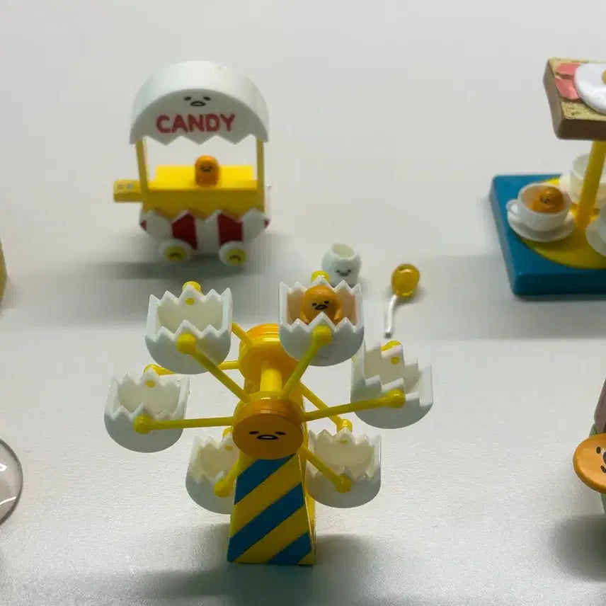 [BUNJANG] Gudetama Amusement Park Miniature Figure Set / 구데타마 놀이공원 미니어처 피규어