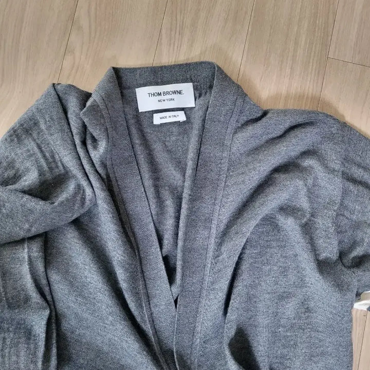 [BUNJANG] Thom Browne Cardigan (Size 4) / 톰브라운 가디건 4사이즈