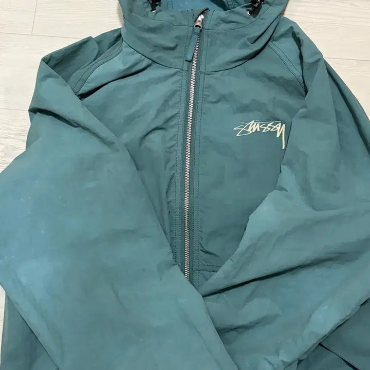 [SOLD OUT] 크림택 제거x) 스투시 웨이브 다이 비치 쉘 자켓 아틀란틱 m