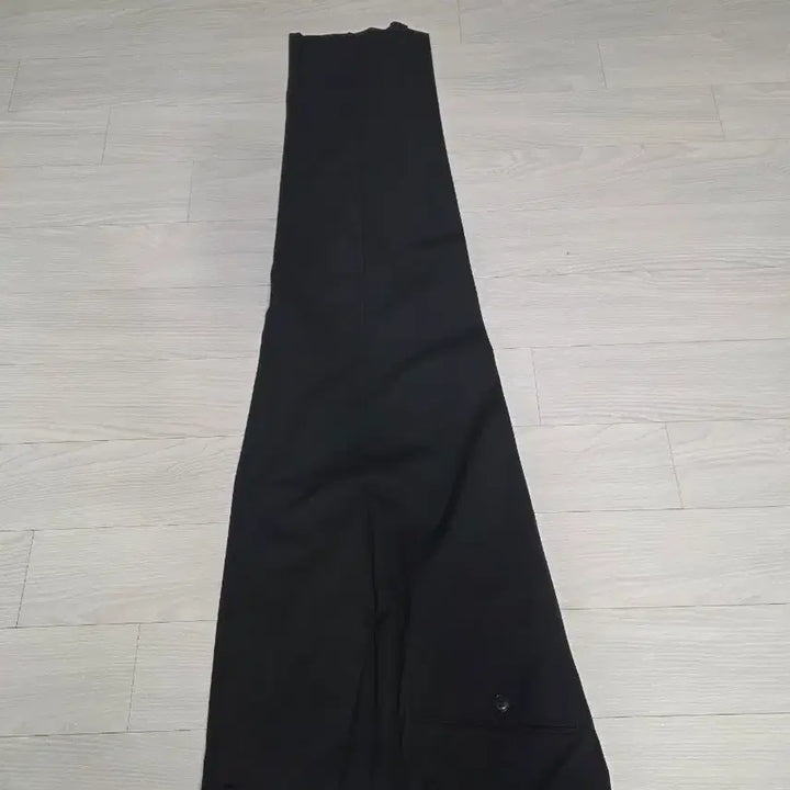 [SOLD OUT] 컨셉원 히든밴딩 테이퍼드 핏 슬랙스 32사이즈