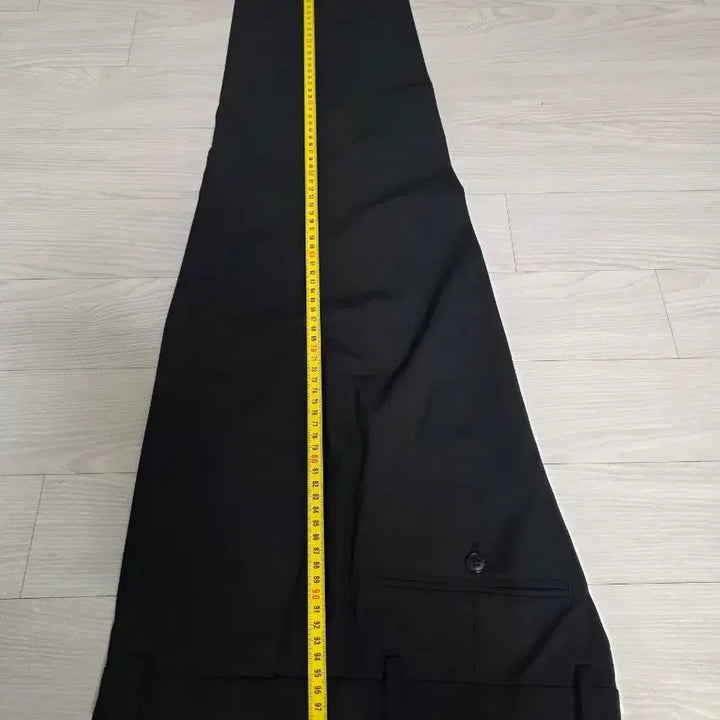 [SOLD OUT] 컨셉원 히든밴딩 테이퍼드 핏 슬랙스 32사이즈