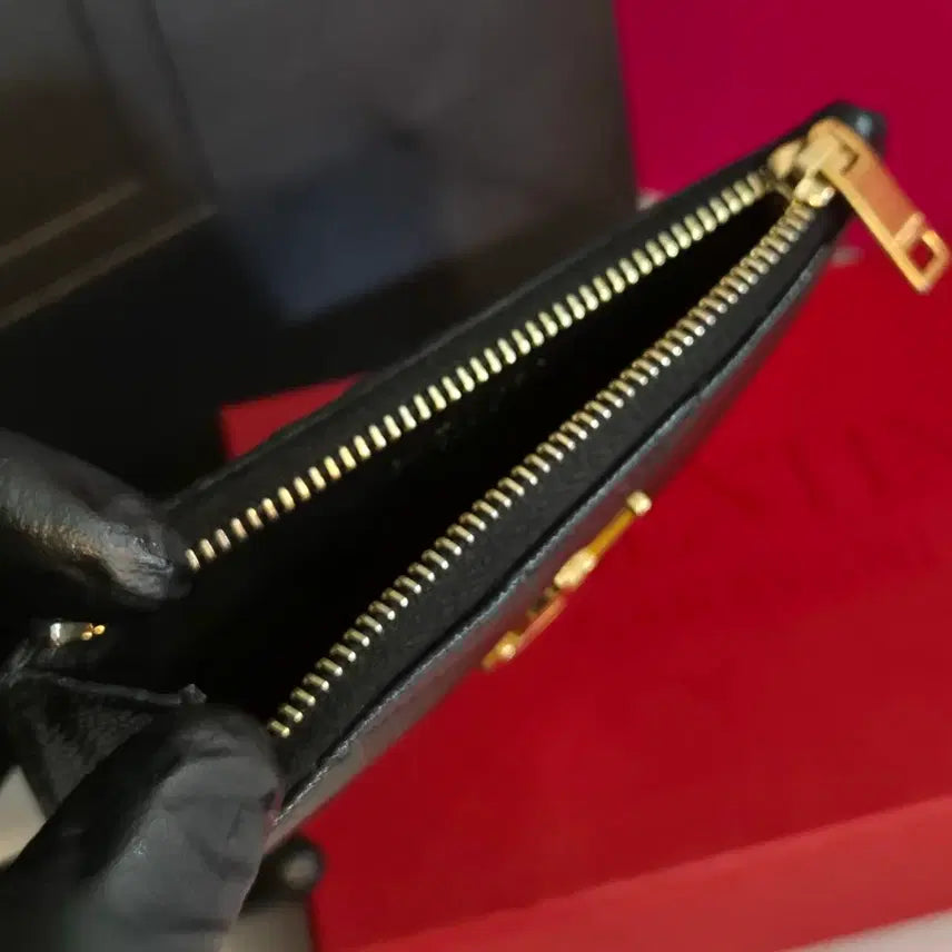 [BUNJANG] Saint Laurent Monogram Matelassé Quilted Card Wallet Black / [생로랑] 모노그램 마틀라세 퀼팅 카드지갑 블랙