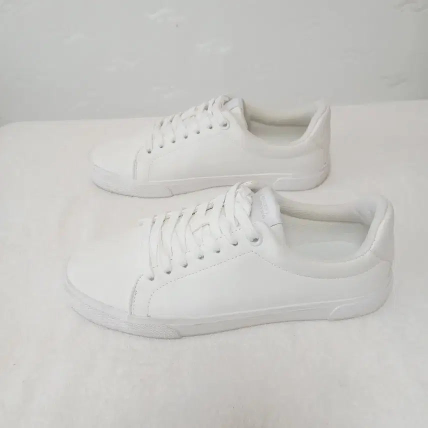 [SOLD OUT] (33) H&amp;M 스니커즈