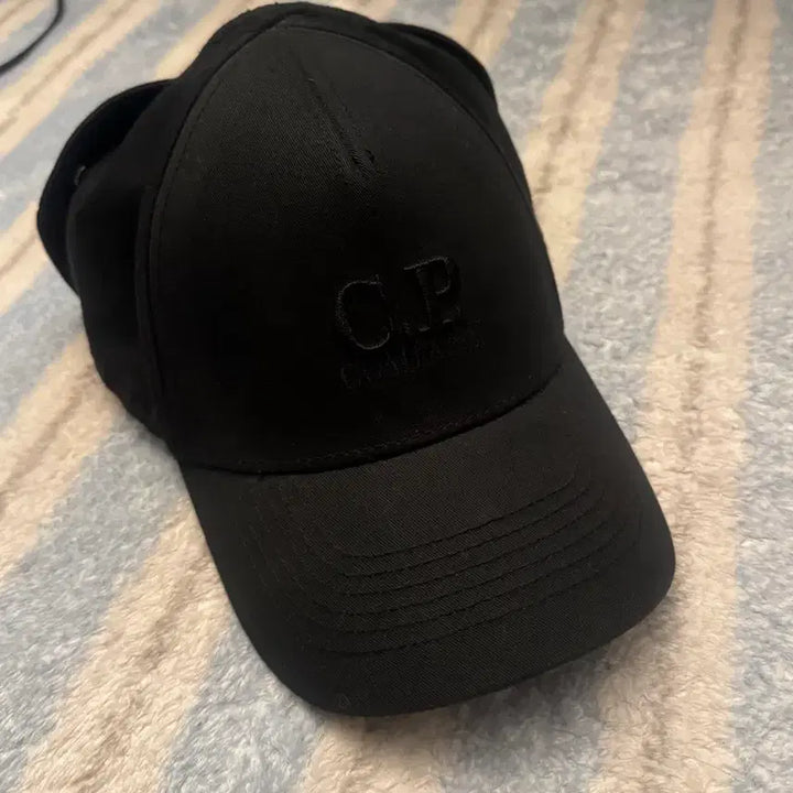 [SOLD OUT] Cp컴퍼니 고글캡 블랙 L