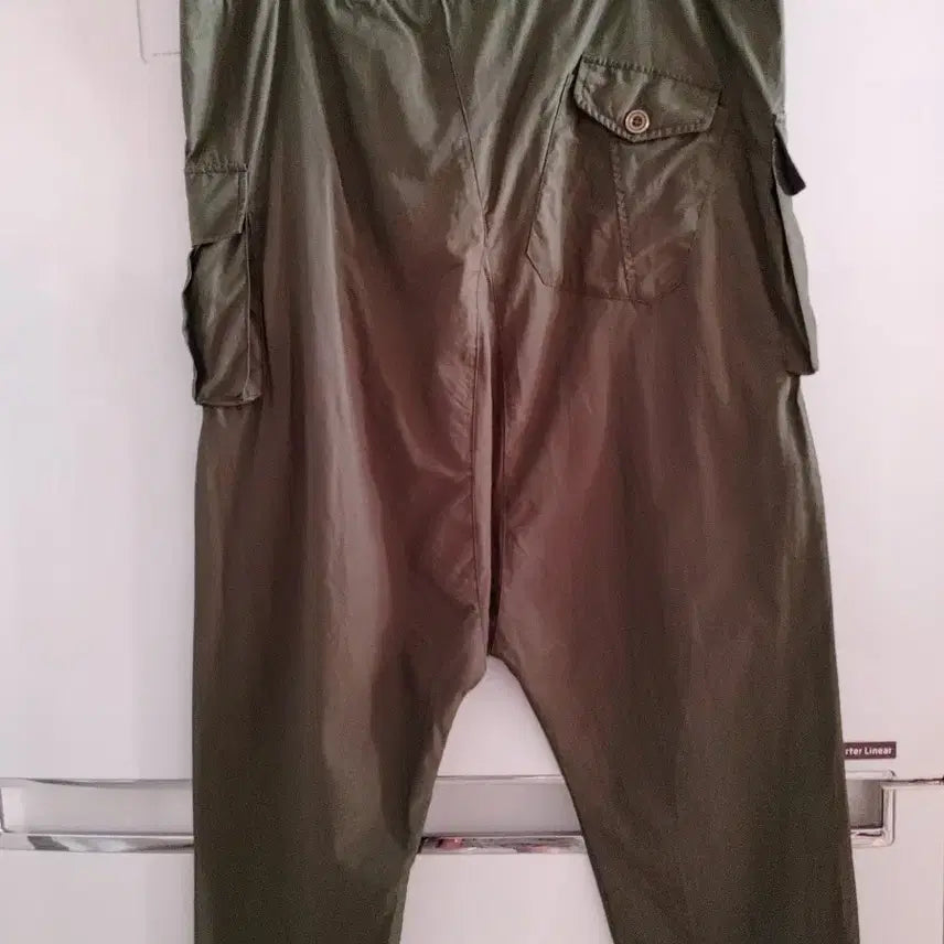 [SOLD OUT] 카키색 카고 배기  바지