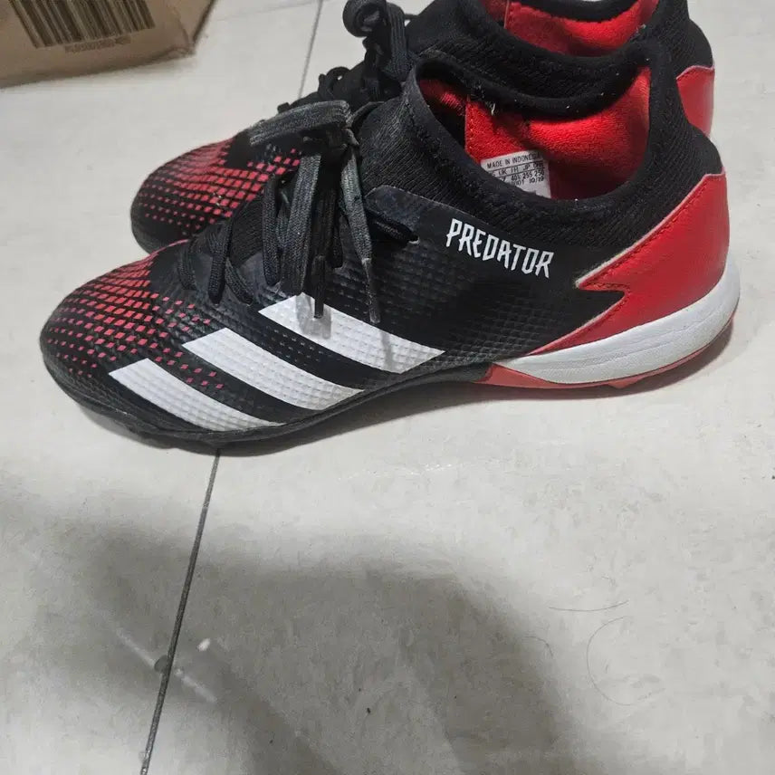 [BUNJANG] Adidas Predator Soccer Cleats Black/Red / 아디다스 프레데터 축구화 블랙/레드