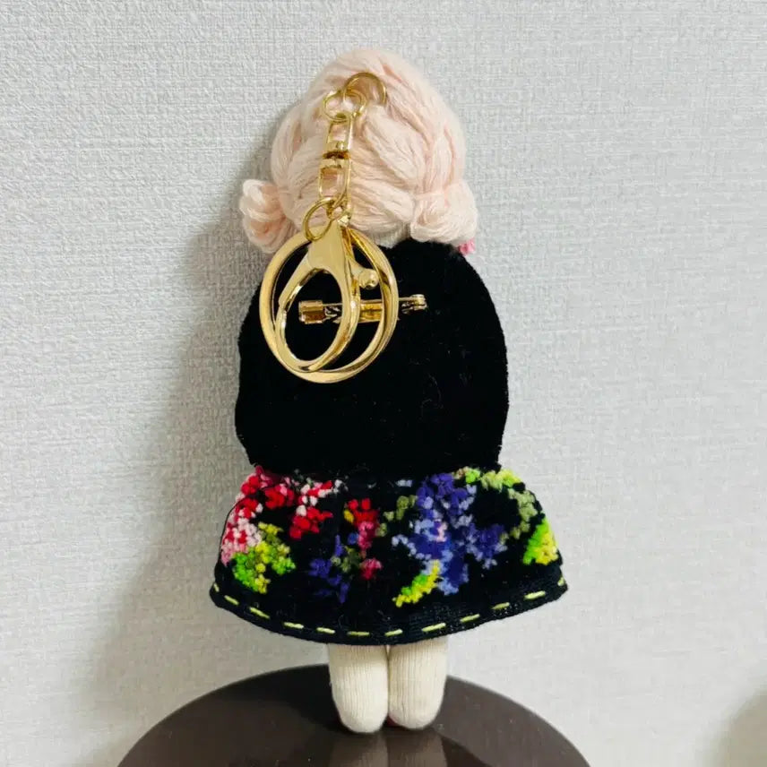 [SOLD OUT] 핸드메이드 인형 키링 브로치