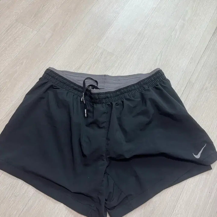 [SOLD OUT] 나이키 반바지 판매합니다!